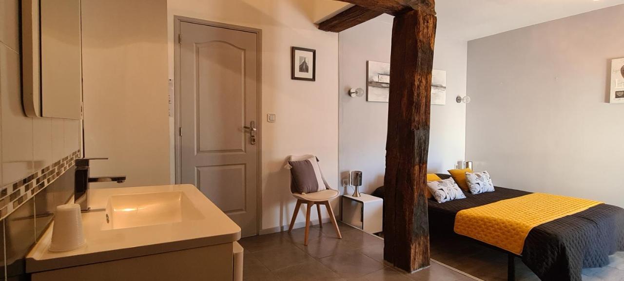 A La Gloriette Bed and Breakfast Neuville-du-Poitou Buitenkant foto