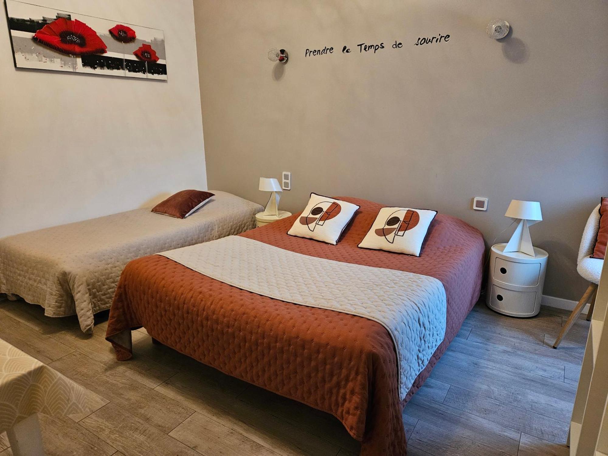 A La Gloriette Bed and Breakfast Neuville-du-Poitou Buitenkant foto